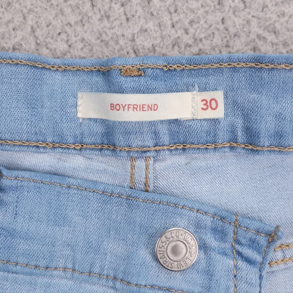 LEVIS Jeans Size 30 Boyfriend Mid Rise Light Wash Stretch Denim 31x26